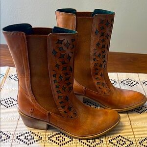 Bed Stu leather pull on boots